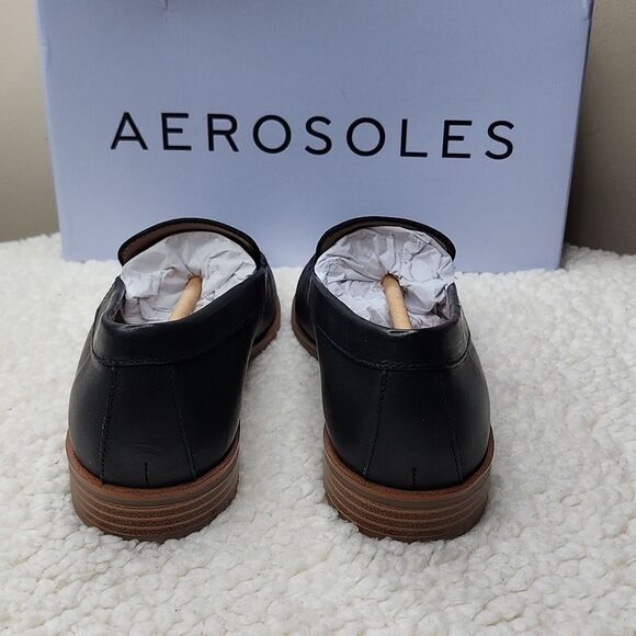 NIB Aerosole Comfortable Women's Loafer in Black Genuine Leather Size 5 - Picture 4 of 8